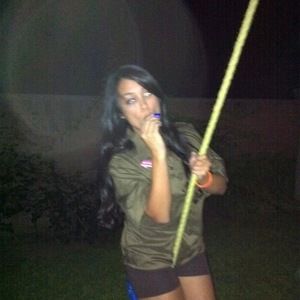 Meet your Posher, Caitlin